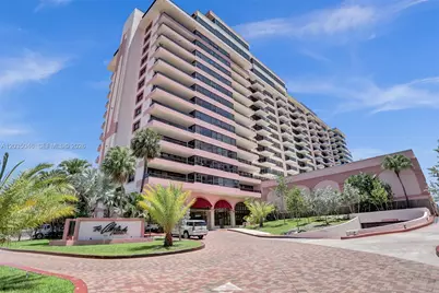 5225 Collins Ave #1606, Miami Beach, FL 33140 - Photo 15
