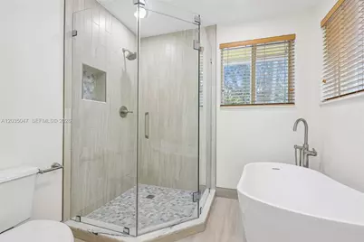 612 SW 6th St, Fort Lauderdale, FL 33315 - Photo 29