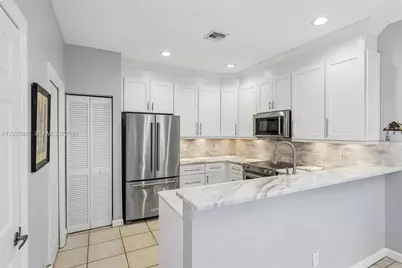 612 SW 6th St, Fort Lauderdale, FL 33315 - Photo 5