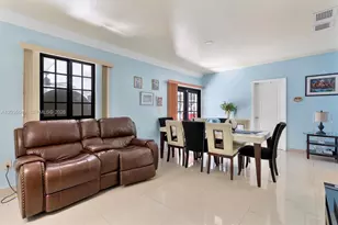 348 NE 118th St, Miami, FL 33161 - Photo 15