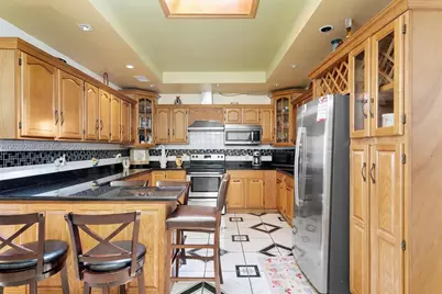 348 NE 118th St, Miami, FL 33161 - Photo 9