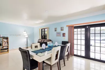 348 NE 118th St, Miami, FL 33161 - Photo 13