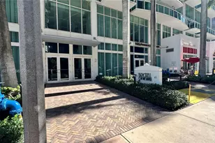 41 SE 5th St, Miami, FL 33131 - Photo 1