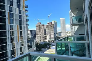 41 SE 5th St, Miami, FL 33131 - Photo 19