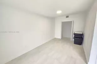 9590 NW 32nd Ct, Miami, FL 33147 - Photo 13