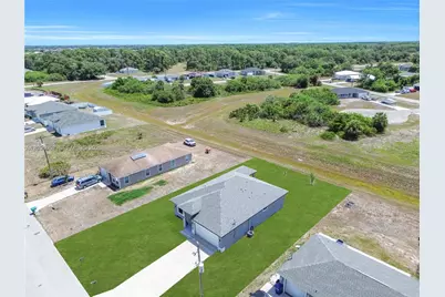 8045 Buttercup Cir, Labelle, FL 33935 - Photo 9