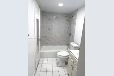 3640 NW 9th St #302, Miami, FL 33125 - Photo 3
