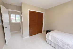 1812 N 45th Ave, Hollywood, FL 33021 - Photo 17