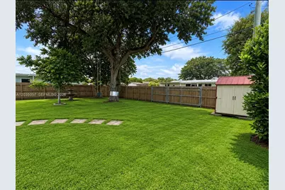 1812 N 45th Ave, Hollywood, FL 33021 - Photo 25