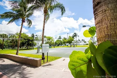 1900 N Bayshore Dr #3403, Miami, FL 33132 - Photo 29