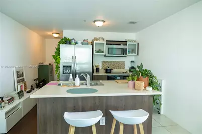 1900 N Bayshore Dr #3403, Miami, FL 33132 - Photo 9