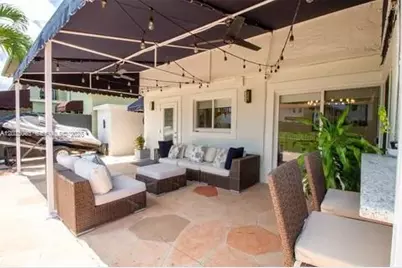933 NW 106th Ave Cir, Miami, FL 33172 - Photo 13
