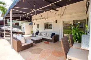933 NW 106th Ave Cir, Miami, FL 33172 - Photo 13