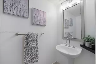 6515 Collins Ave, Miami Beach, FL 33141 - Photo 21