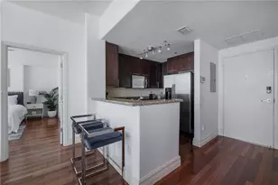 6515 Collins Ave, Miami Beach, FL 33141 - Photo 13