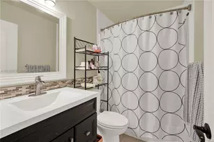 10044 SW 137th Pl, Miami, FL 33186 - Photo 15