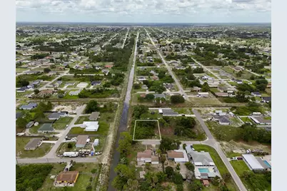3105 Brian Ave S, Lehigh Acres, FL 33976 - Photo 3