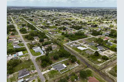 3105 Brian Ave S, Lehigh Acres, FL 33976 - Photo 7
