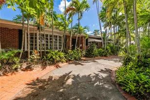 785 NE 155th St, Miami, FL 33162 - Photo 1