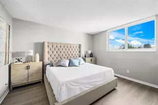 19380 Collins Ave, Sunny Isles Beach, FL 33160 - Photo 13