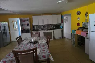 10220 SW 164th St, Miami, FL 33157 - Photo 7
