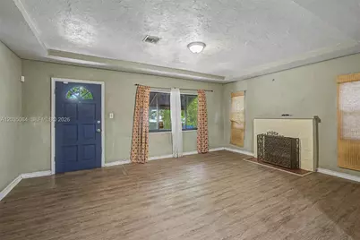 583 NW 47th St, Miami, FL 33127 - Photo 5