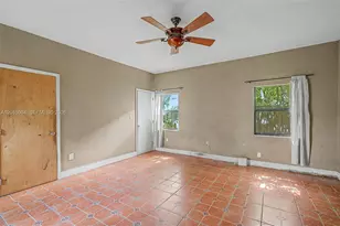 583 NW 47th St, Miami, FL 33127 - Photo 19