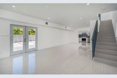 590 SW 23rd Ave, Miami, FL 33135 - Photo 13