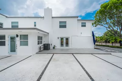 590 SW 23rd Ave, Miami, FL 33135 - Photo 3