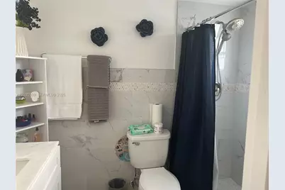 11 NE 204th St #1, Miami Gardens, FL 33179 - Photo 5