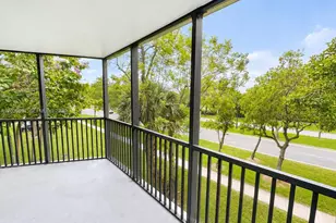 3301 N Country Club Dr, Aventura, FL 33180 - Photo 15