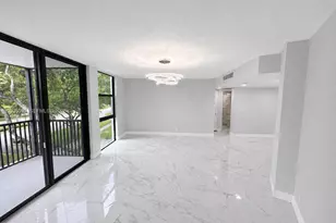 3301 N Country Club Dr, Aventura, FL 33180 - Photo 3
