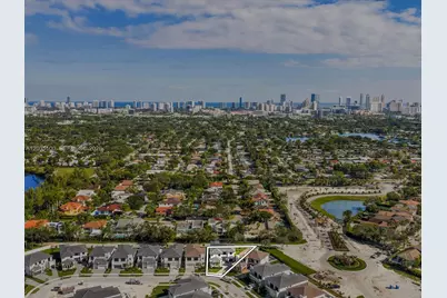 19701 NE 16th Pl, Miami, FL 33179 - Photo 17