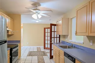 25405 SW 127th Ct, Homestead, FL 33032 - Photo 7
