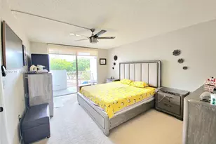 1300 NE Miami Gardens Dr, Miami, FL 33179 - Photo 9