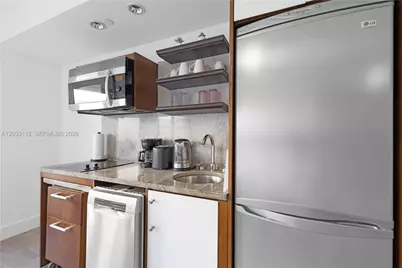 1024 Ocean Dr #A402, Miami Beach, FL 33139 - Photo 17
