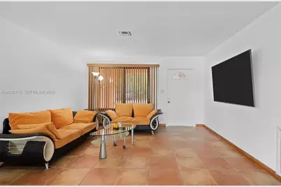 2447 SE 15th St, Pompano Beach, FL 33062 - Photo 7