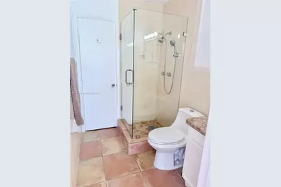 2447 SE 15th St, Pompano Beach, FL 33062 - Photo 25
