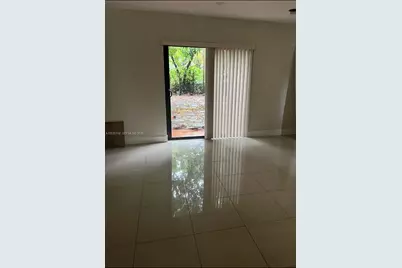 323 Menores Ave, Coral Gables, FL 33134 - Photo 3