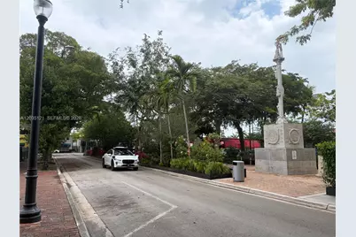 840 SW 13th Ave, Miami, FL 33135 - Photo 43