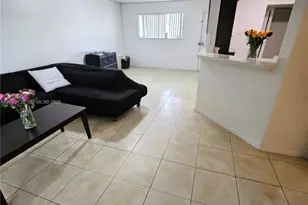 3465 NW 44th St, Oakland Park, FL 33309 - Photo 1
