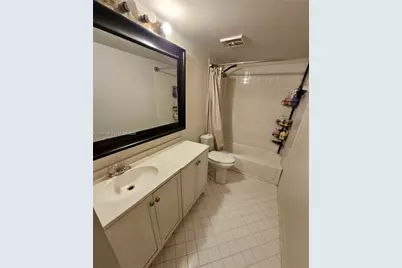 3465 NW 44th St #103, Oakland Park, FL 33309 - Photo 23
