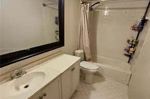 3465 NW 44th St, Oakland Park, FL 33309 - Photo 23