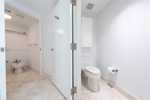 9401 Collins Ave, Surfside, FL 33154 - Photo 25