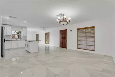 9982 SW 196th St, Cutler Bay, FL 33157 - Photo 7