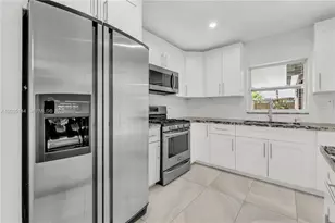 9982 SW 196th St, Cutler Bay, FL 33157 - Photo 11