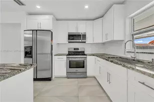 9982 SW 196th St, Cutler Bay, FL 33157 - Photo 9
