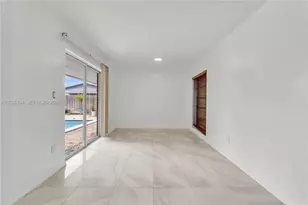 9982 SW 196th St, Cutler Bay, FL 33157 - Photo 13