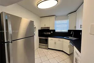 821 Euclid Ave, Miami Beach, FL 33139 - Photo 13