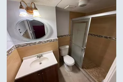 1255 W 53rd St #204, Hialeah, FL 33012 - Photo 9